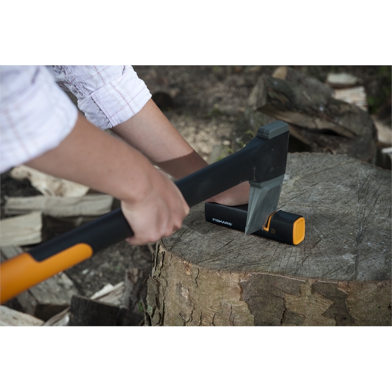 Axe/Knife Sharpener Fiskars Bunnings Warehouse